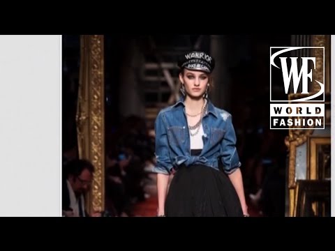 Look Book Moschino Fall-Winter 16-17
