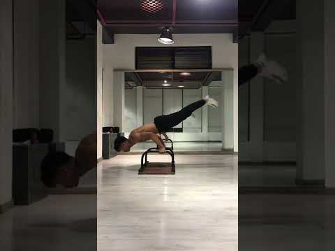 It's better than "DRUGS" | 90 degree handstand Push Ups | Calisthenics