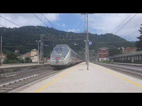 IC 659 Milano Centrale - Ventimiglia in transito a Ronco Scrivia