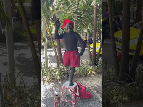 Saci Pererê no Leblon Rio de Janeiro Brasil 🇧🇷 #saci #riodejaneiro #shorts