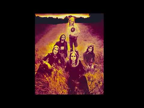 Genesis - Harlequin (BBC live 1971)