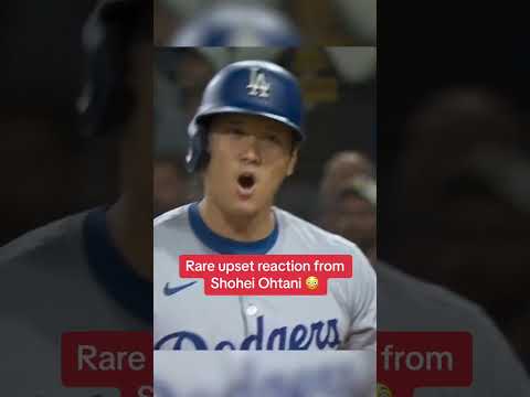 Ohtani repeatedly kept telling the umpire “no” after the strike call #shorts