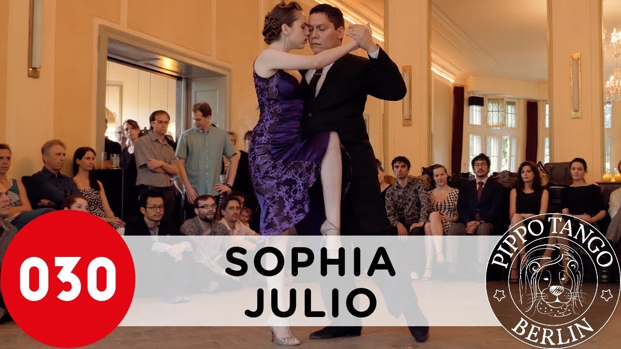 Sophia Paul and Julio Cesar Calderon – En otros caminos