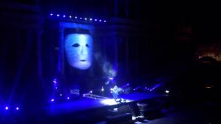 Rezando en Soledad. Monica Naranjo Merida