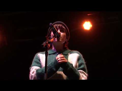 14/18 Tegan & Sara - Nineteen (Hayley Williams Version) @ Pier 17, NYC 10/29/22