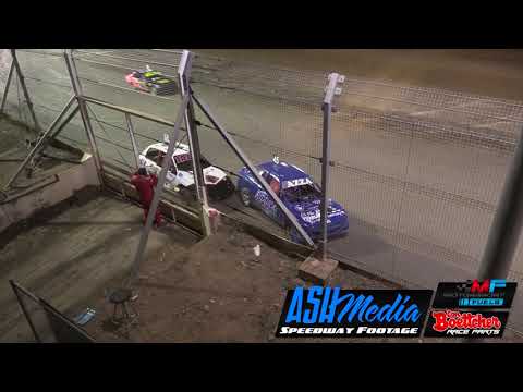 Junior Sedans: 2017/18 National Title - C-Main - Darwin Speedway - 30.06.2018