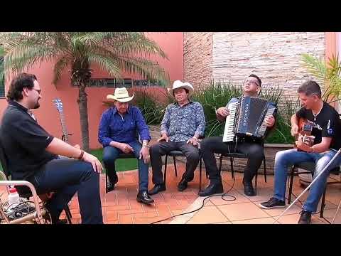 Não Quero Piedade - Trio Parada Dura.