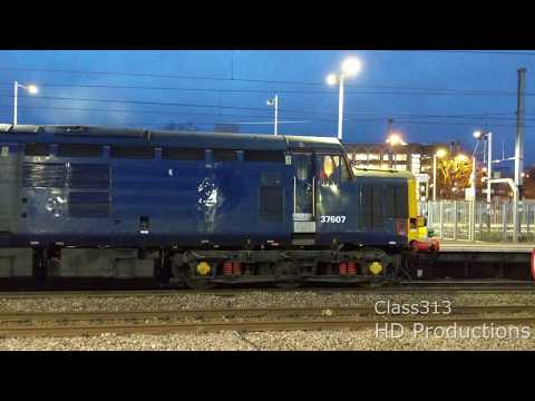 37607 blasts out of Peterborough with 0Z97 - 21/12/17
