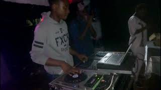 Download lagu dj bray one live@ tredds garden,color fest mp3