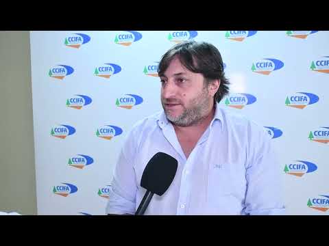 Asociación Turística de Canelones en el salón social del CCIFA