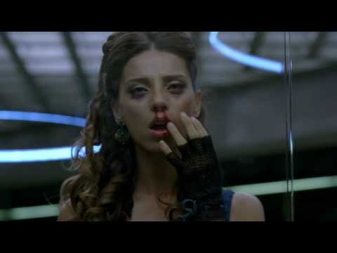 [Westworld] Clementine fights back