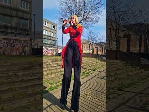 Pied Piper! - Recorder on Stilts
