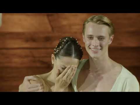 La proposta di matrimonio a Nicoletta Manni di  Timofej Andrijashenko