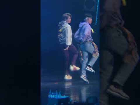 [180728]Triple Position Kangaroo @Wanna One World Tour in Hong Kong