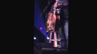 &quot;Stuck in these shoes&quot; Aaron Lewis live at the soul kitchen Mobile, Al. (7-17-14)I think t