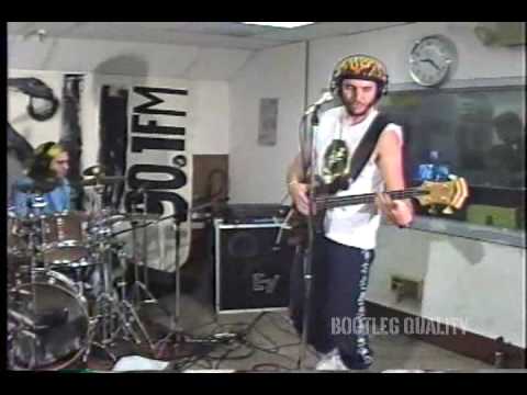 Primus - To defy the laws of tradition (Radio Jam)