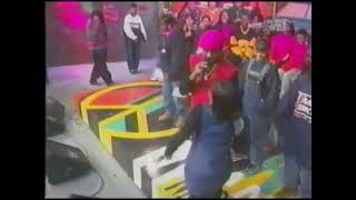 Usher - Comin For X-Mas live on BET Teen summit (snippet)