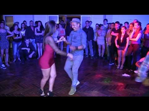 Sonora De Los Angeles - Lo Nuevo Cumbia Y Salsa No Sabes Como Duele