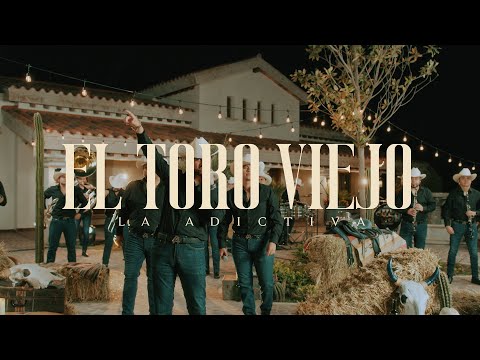 La Adictiva - El Toro Viejo Deluxe (En Vivo)