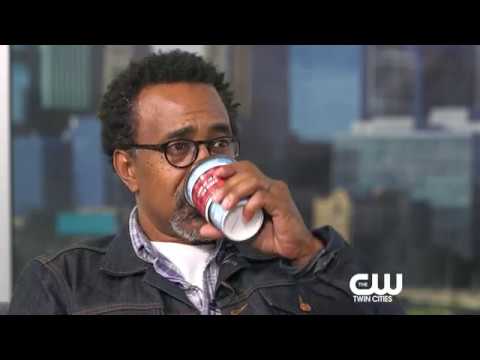 Tim Meadows: "say something funny"