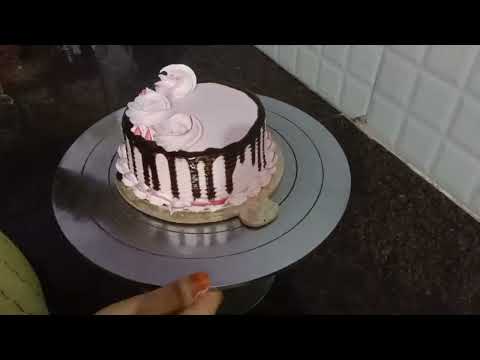 amazing vanilla extract cake#cakedesign #cake @karishmacakebakers7580 #eggless