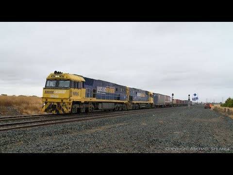 6PM6 Pacific National Freight Train In Rain - PoathTV Australian Railways