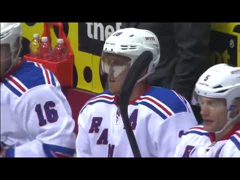 New York Rangers VS Phoenix Coyotes 10/3/2013