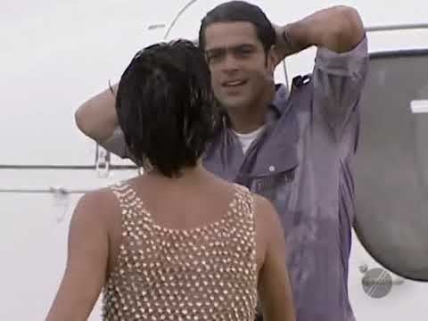 Por Amor - Milena e Nando se divertem na chuva