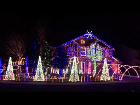 Cadger Christmas Light Show Give it Up 2015