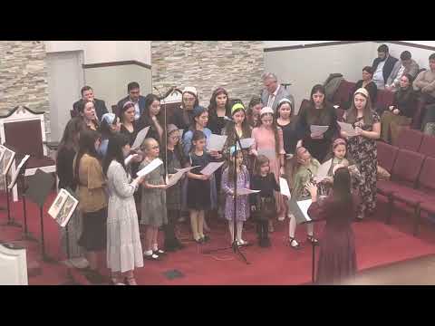 Ești Dumnezeu - Cor de Fete