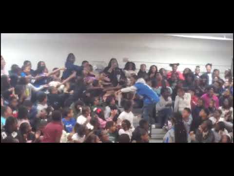 Kid Jay) On the youth school tour #NobullyingTour