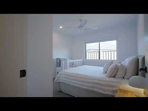 9 Denny Crescent, Gobbagombalin, NSW 2650, 4房, 3浴, House