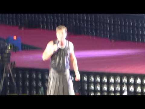 Robbie Williams | Good Looking Woman (Joe Dolan Cover) | The Aviva | Dublin 17/6/17