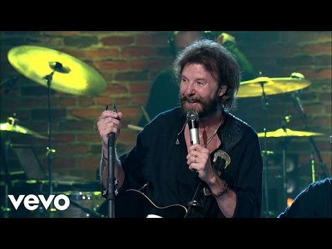 Front and Center and CMA Songwriters Series Present: Ronnie Dunn 