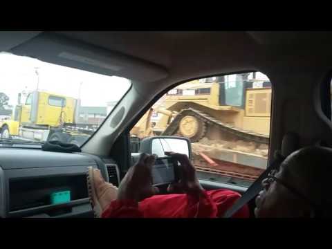 Western Star 4900 hauling a CAT D7R bulldozer