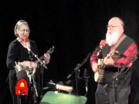 The Rabbit Hash String Band - Hand Me Down My Walking Cane