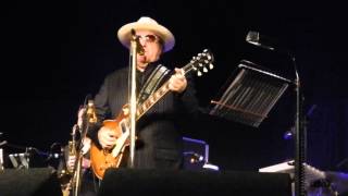 ORANGEFIELD   performed by   VAN MORRISON AT ORANGEFIELD