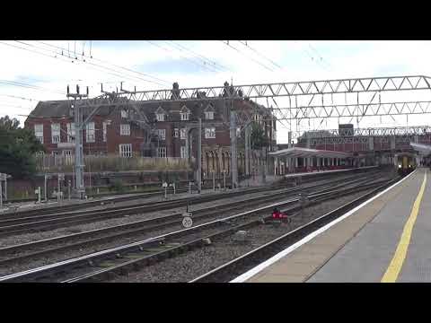 Crewe Railway Station 150282 Debranded ATW departs P6 on the 4th Aug 2018