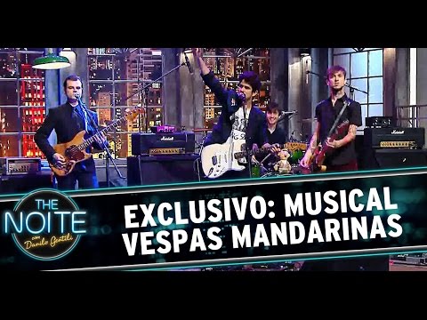 The Noite (07/10/14) - Vespas Mandarinas tocam "Um Homem Sem Qualidades" (exclusivo web)