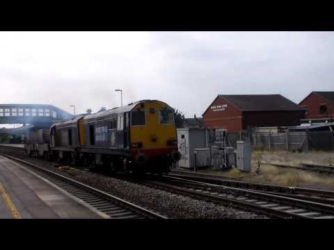 20308 and 20303 departs Bridgwater with 6M63 on 28th August 2013