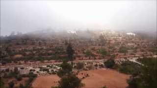 preview picture of video 'الضباب في جبال مدينة السلط  السبت 13-9-2014'