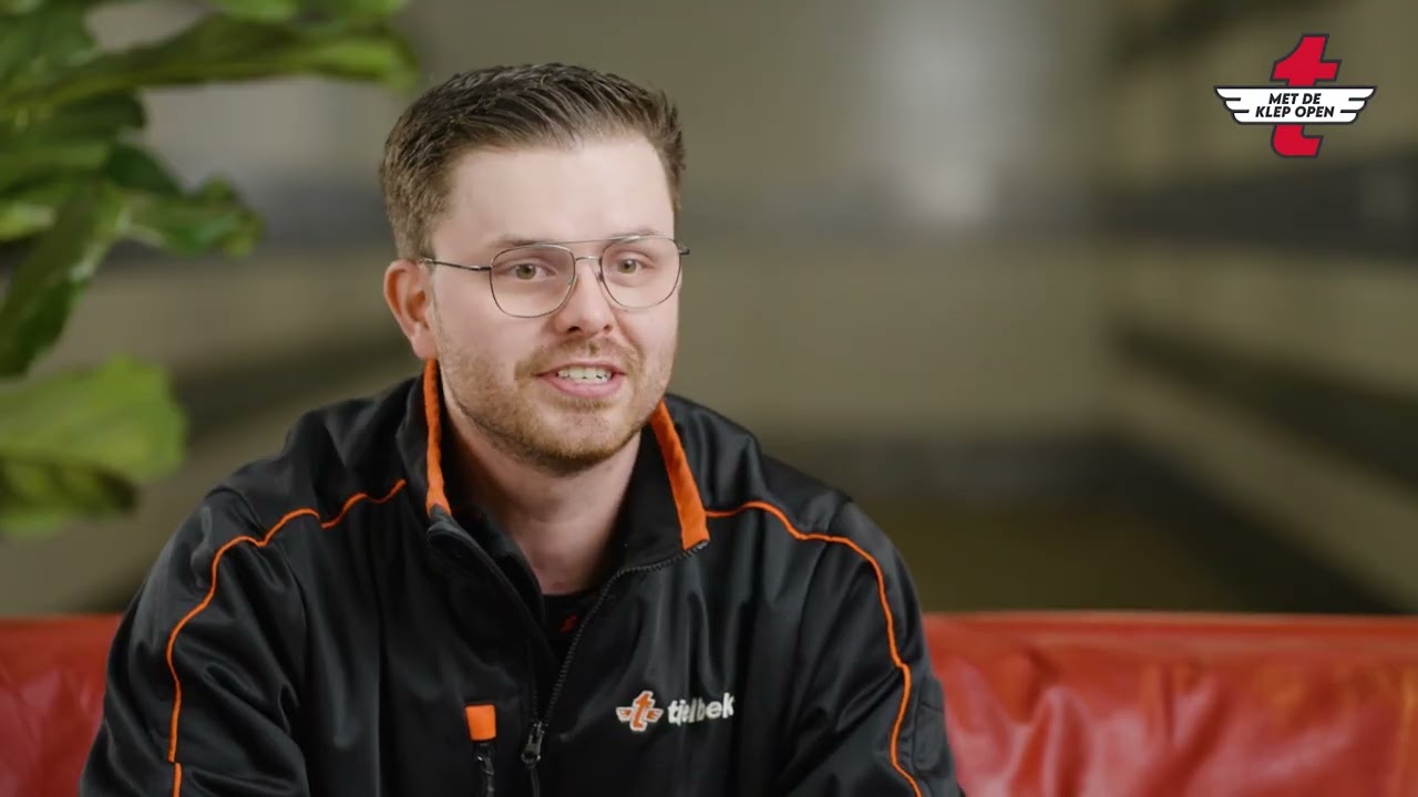 Tielbeke - Met de Klep Open -  Medewerker crossdock in de nacht Mitchel Bloem