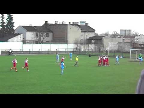 Gol Piotra Szczęsnego z meczu 21. kolejki IV ligi Włocłavia - Flisak Złotoria 1:0