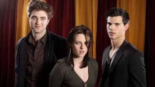 He's Somewhere Between You And Me (Edward And Bella) _0003.wmv