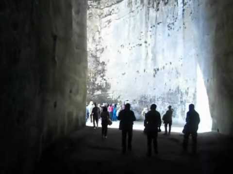 SIRACUSA ( Sicilia -Italy ) - interno Orecchio di Dionisio -