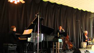 "ODDS AGAINST TOMORROW": KEITH INGHAM PLAYS JOHN LEWIS (Chautauqua 2011)