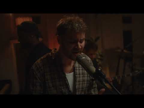 Sam Wills - Speak (Live)