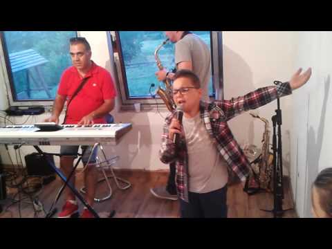 Cucuruz cu frunza-n sus