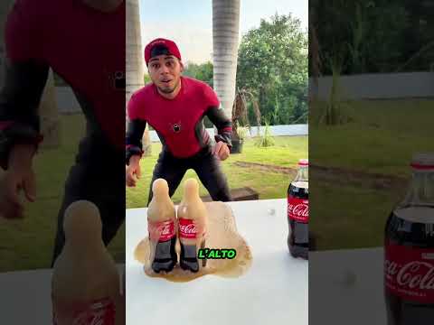 Questo esperimento con Mentos giganti ha preso una piega del tutto inaspettata! 😱.#shorts #viral