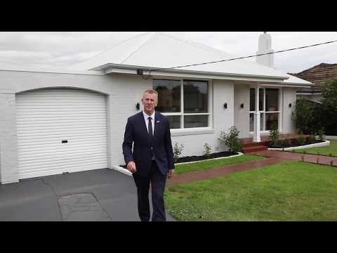 10 Ward St, Cheltenham - For Sale by Trevor Bowen from Buxton Mentone